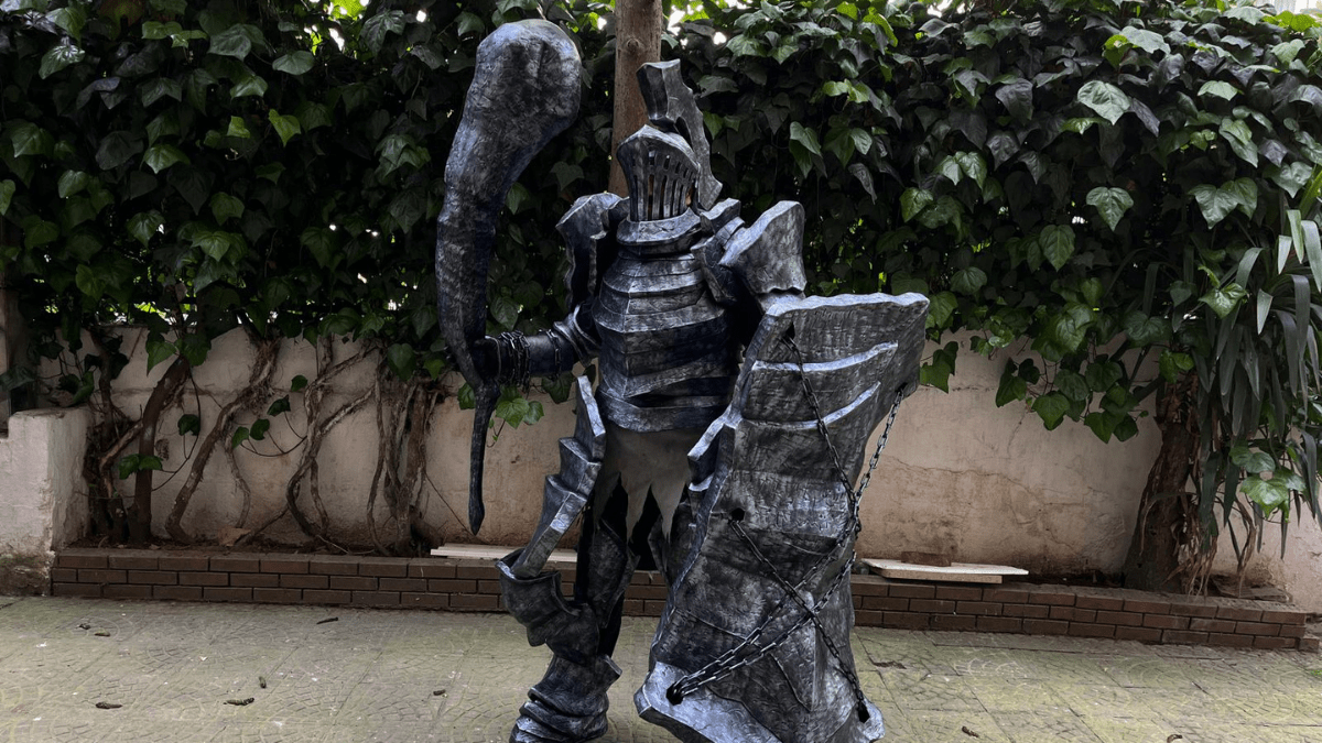 Finished costume created while designing original cosplay character with custom armor and chain.