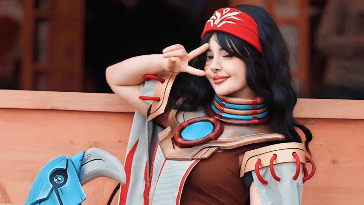Cosplayer crafting EVA foam armor pieces with simple tools — smart budget cosplay hacks in action.